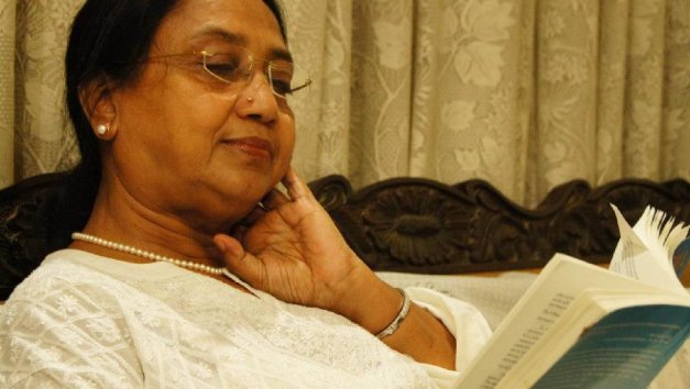 Banu Mushtaq : आत्मदाह की कोशिश से बुकर प्राइज तक, बहुत अनूठी है बानू मुश्ताक की अपनी कहानी